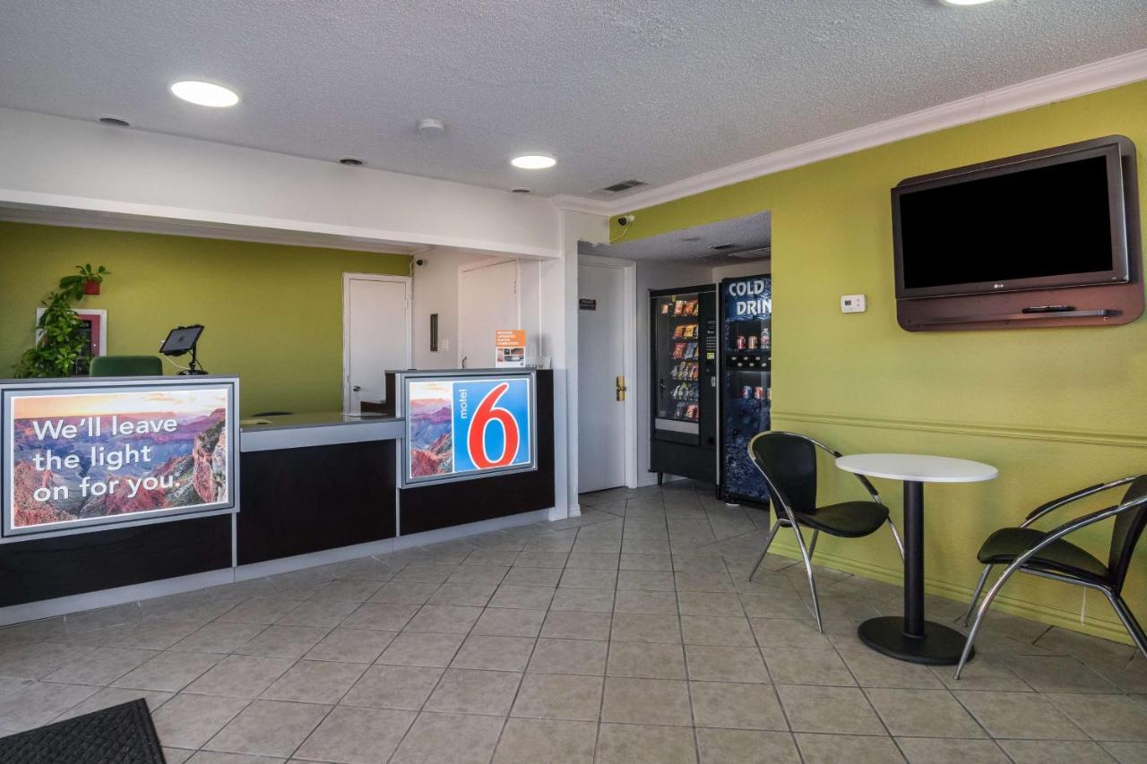 Motel 6 Irving - Loop 12 Buitenkant foto