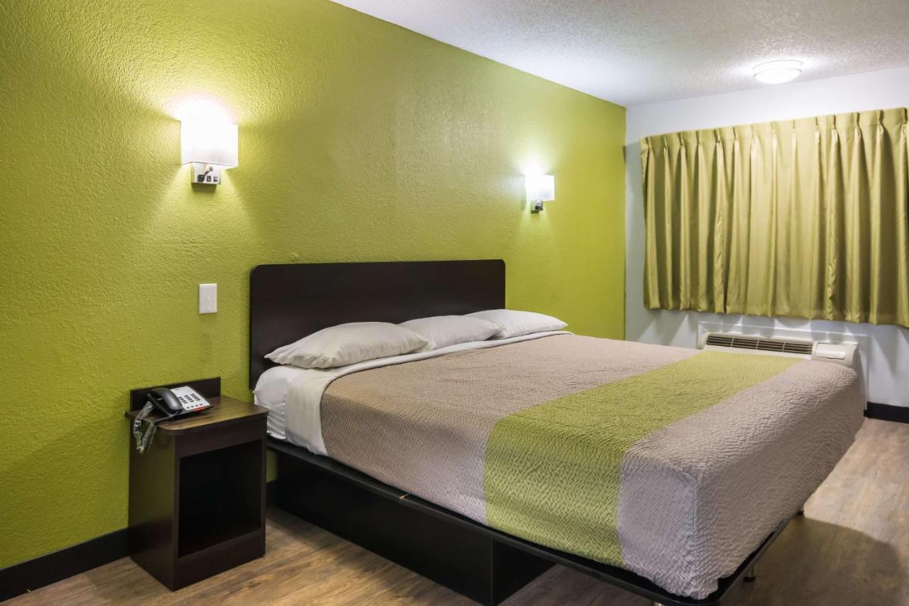 Motel 6 Irving - Loop 12 Buitenkant foto